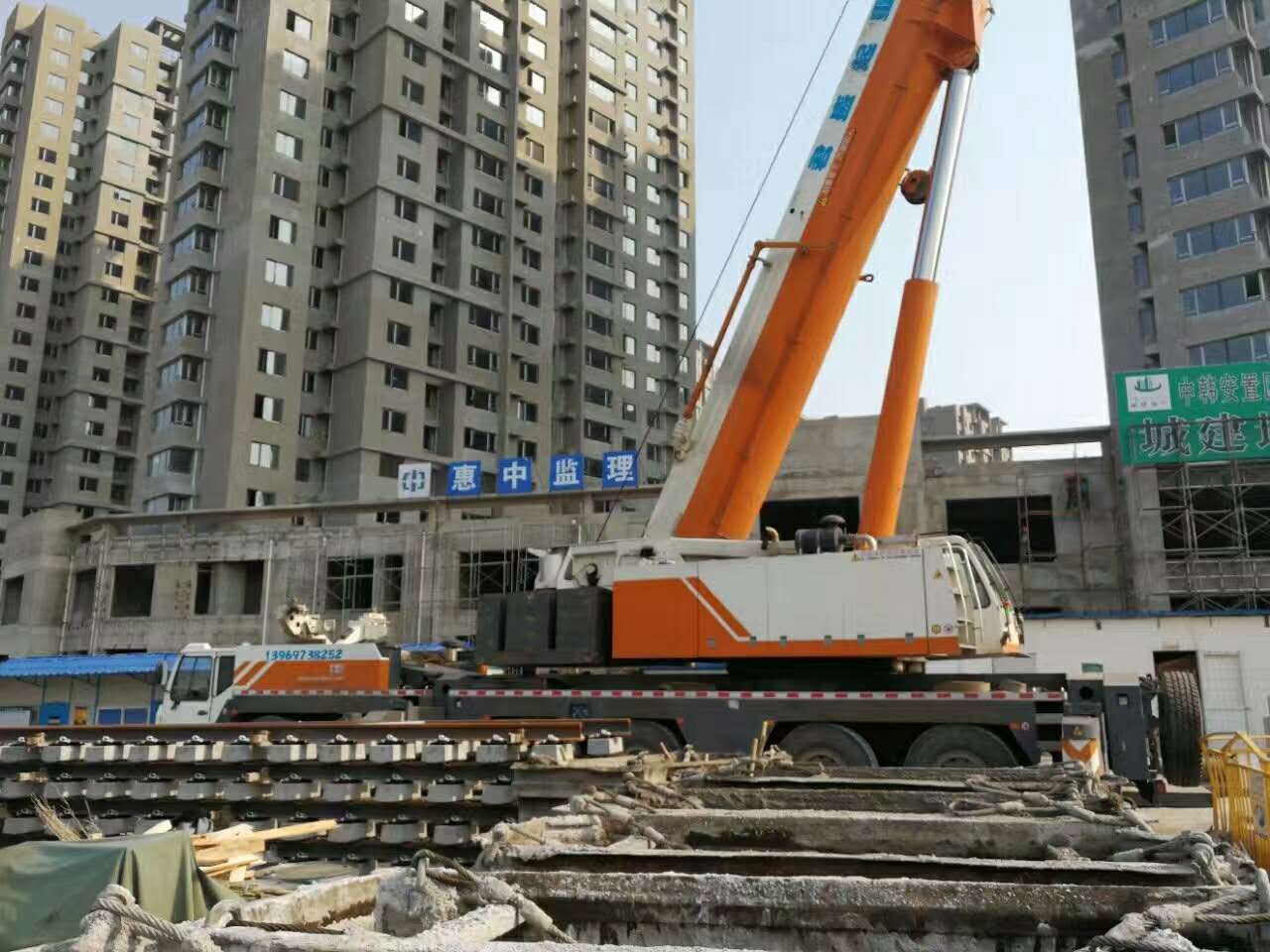 2、二手起重机价格是多少